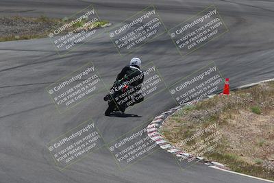 media/Apr-20-2025-AHRMA (Sun) [[393a79c373]]/Race/Group 4/Turn 4b/